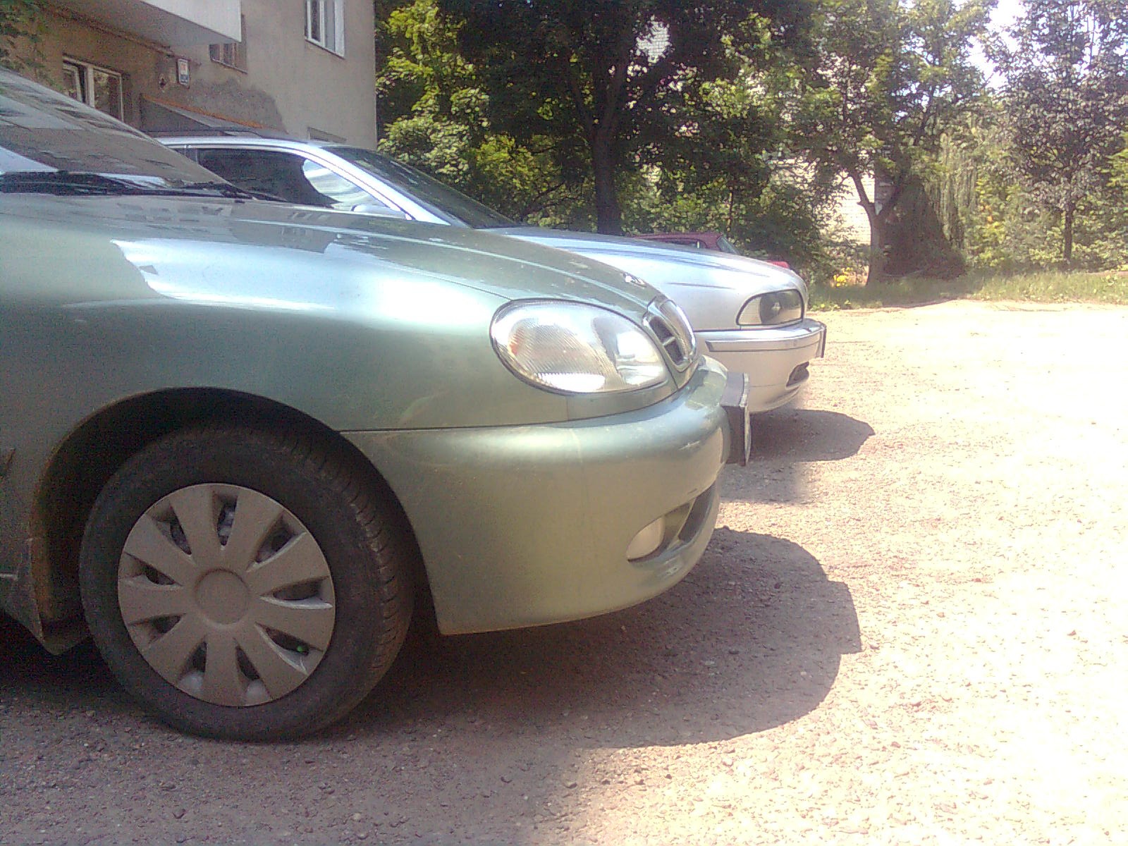 BMW & DAEWOO 4
