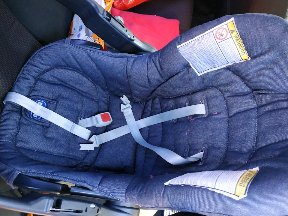 Дитяче крісло-перенесення Chicco auto fix fast baby. 1
