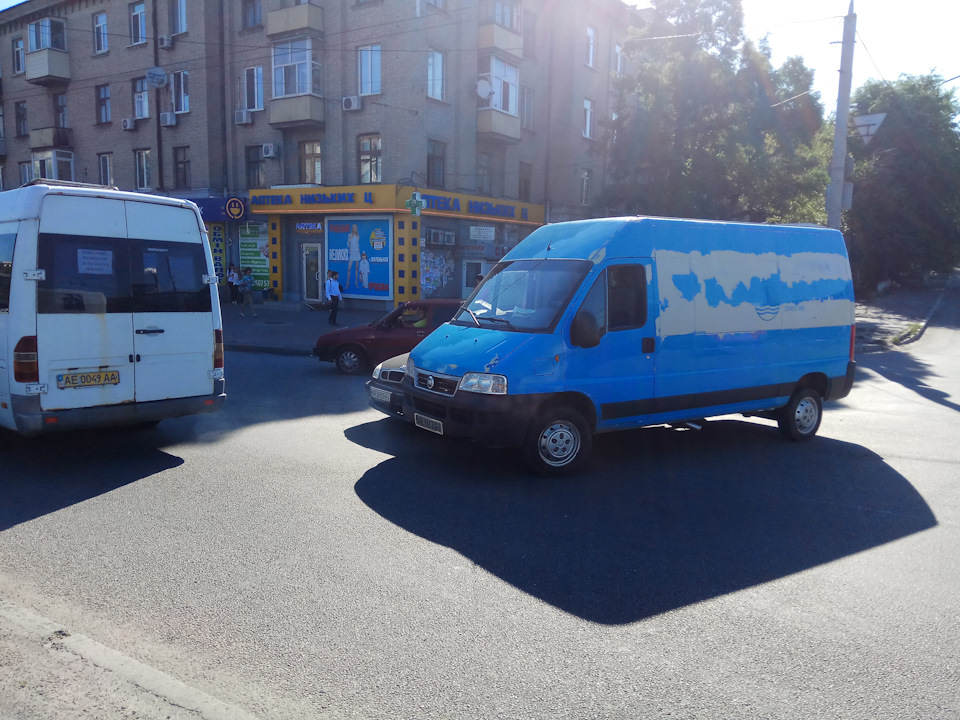ДТП. Злегка притерли машину. 4
