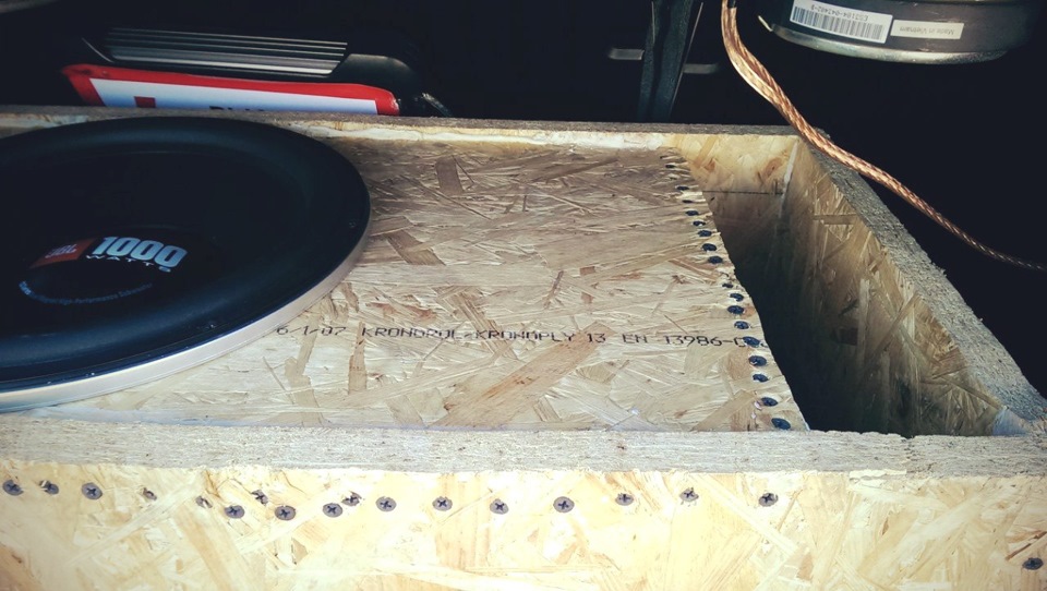 Шпаківня під JBL 2