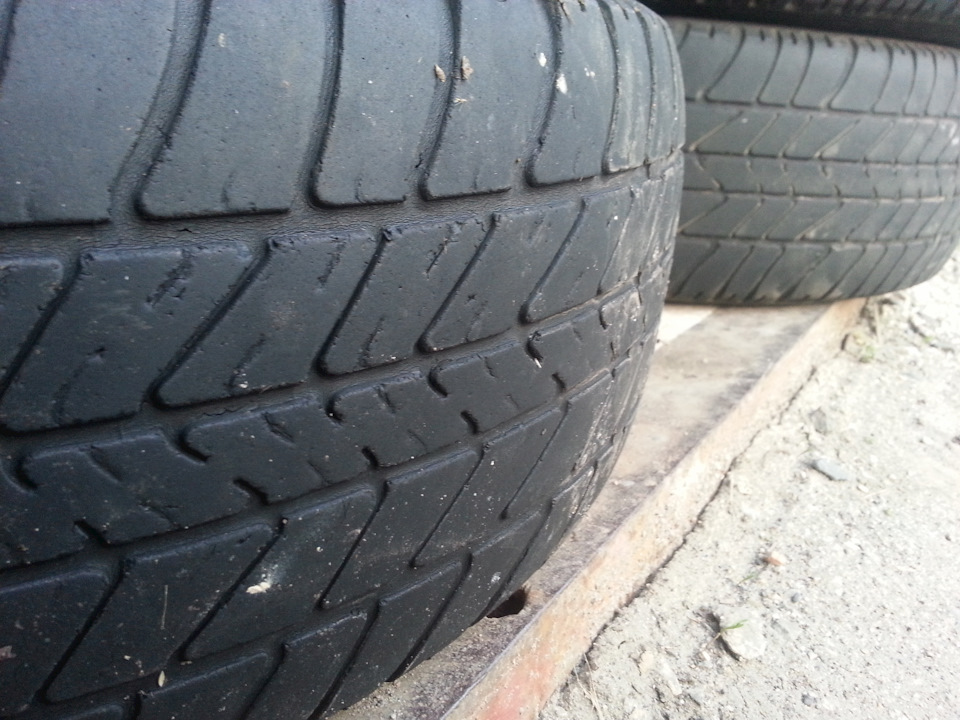Goodyear Efficientgrip Performance 185/60 R14 1