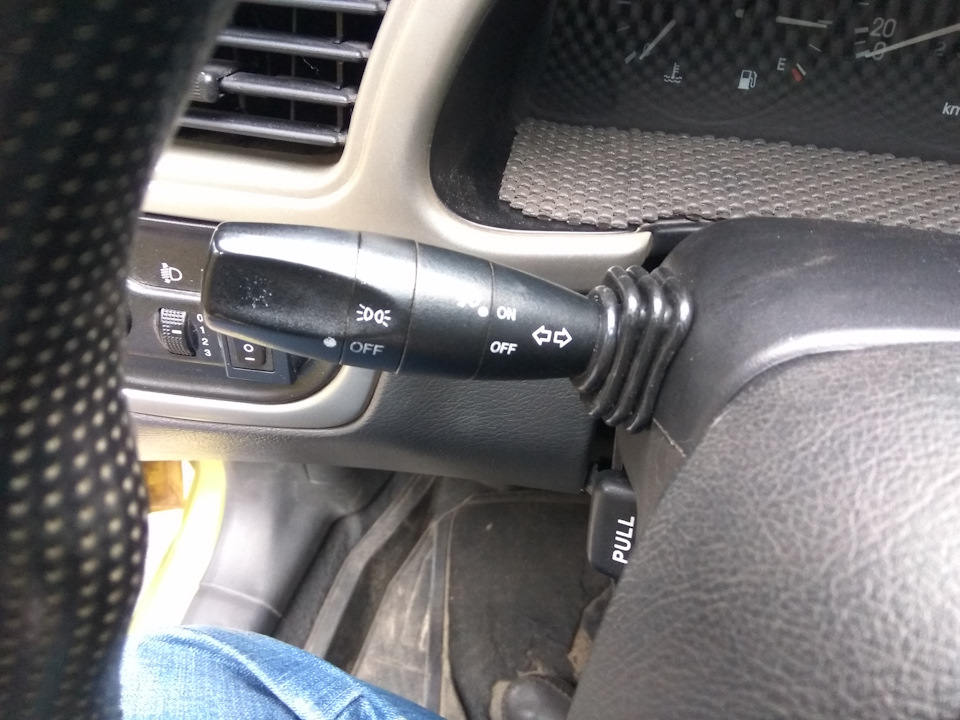 Встановив пильовики підрульових перемикачів Daewoo Lanos 3