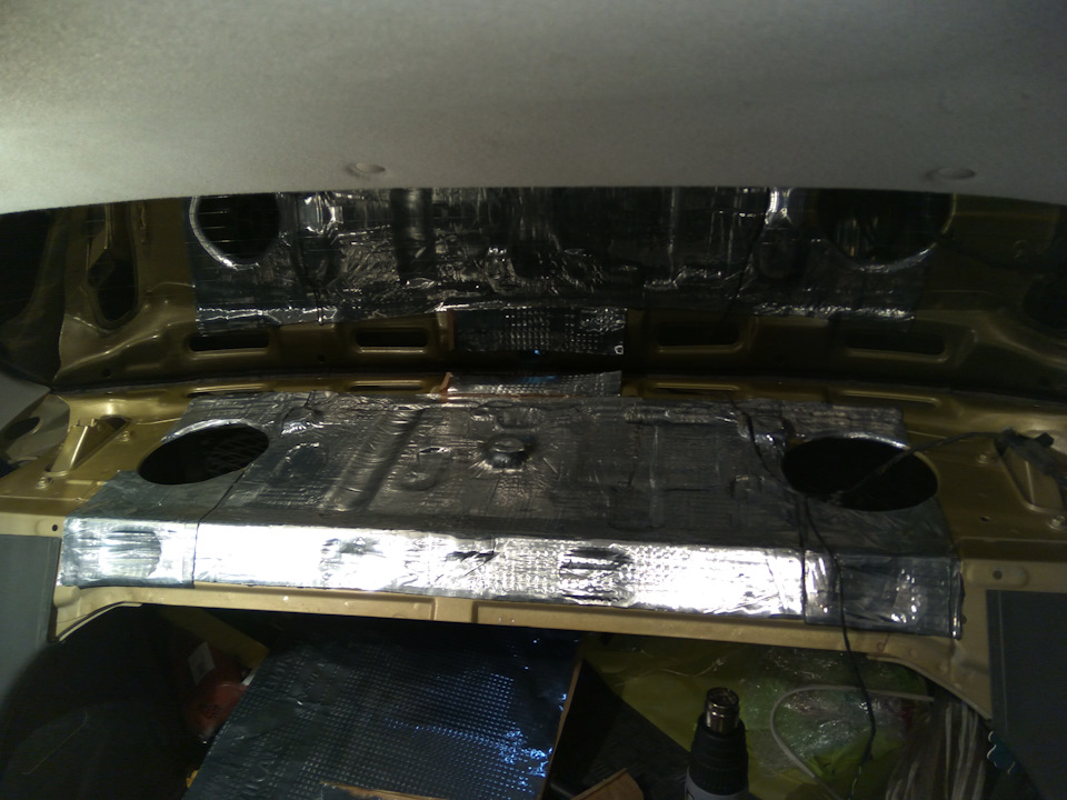 Звук Daewoo Lanos (part 1). Встановлення нових динаміків JBL CS762 у задню полицю 5