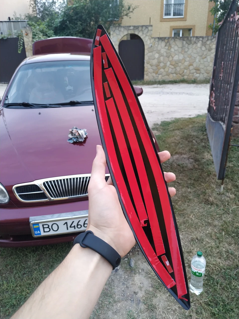 Приклеїв ріснічки