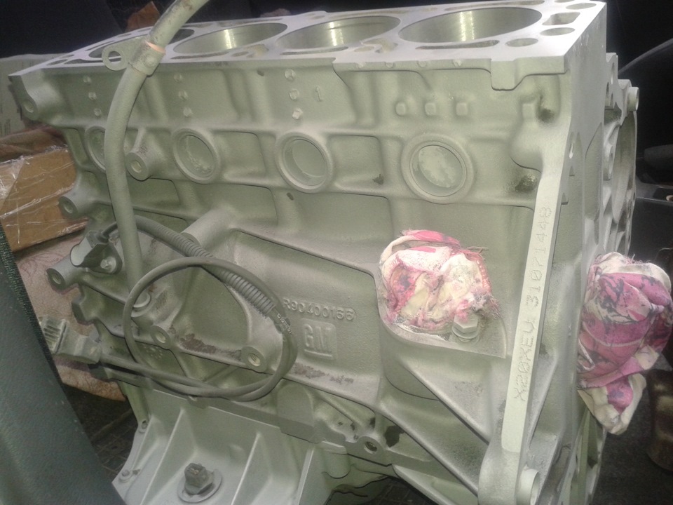 РеХОН блоку під турбо поршня Z20LET і піскоструй) 2