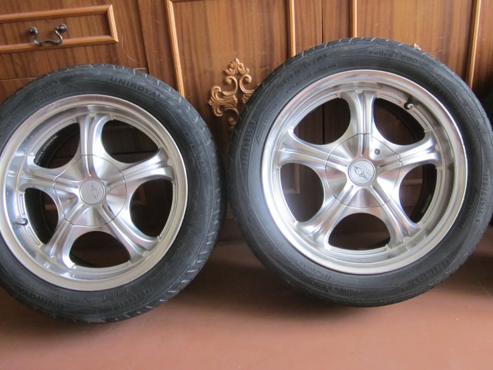 Продам свої диски з гумою R15 3