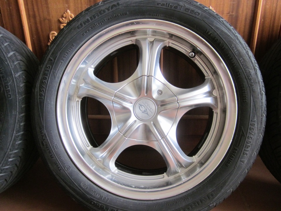 Продам свої диски з гумою R15 5