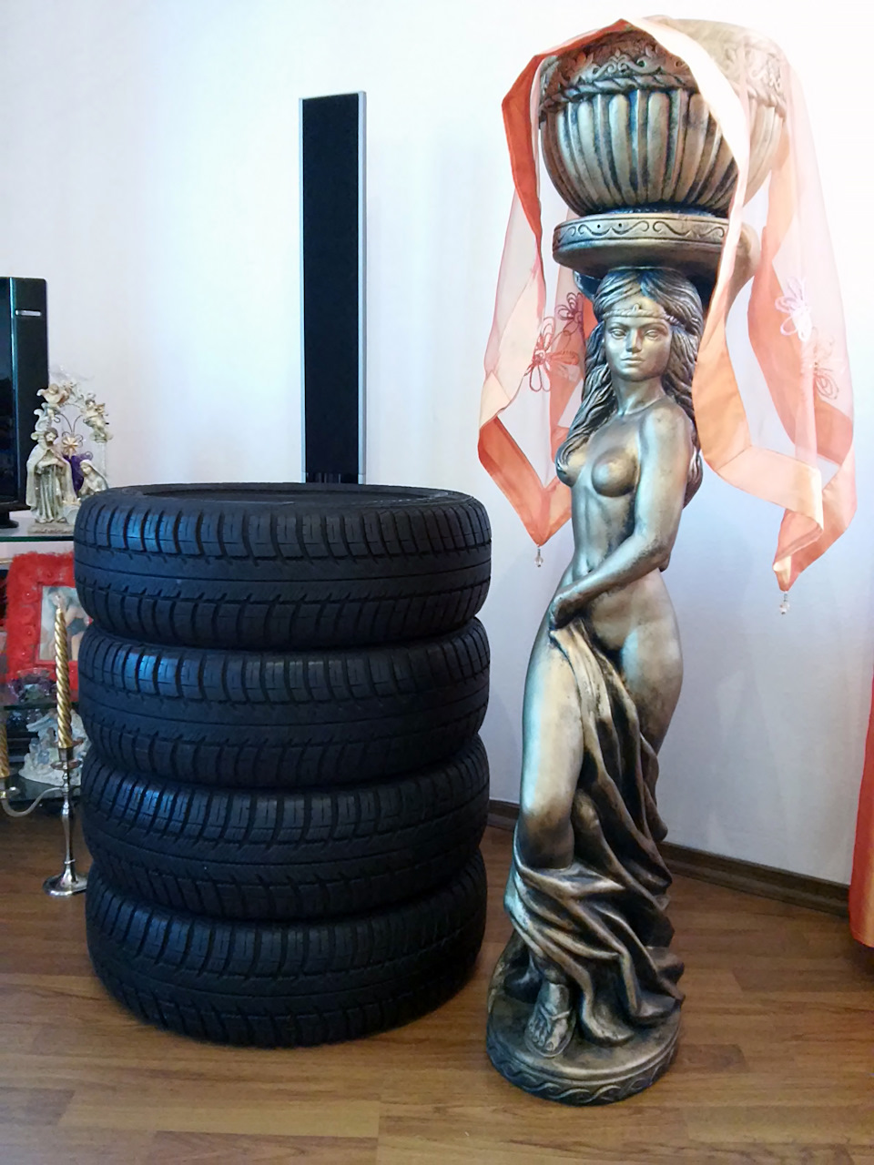 Різаючи Goodyear Vector 5+ (до зими готовий)… 3