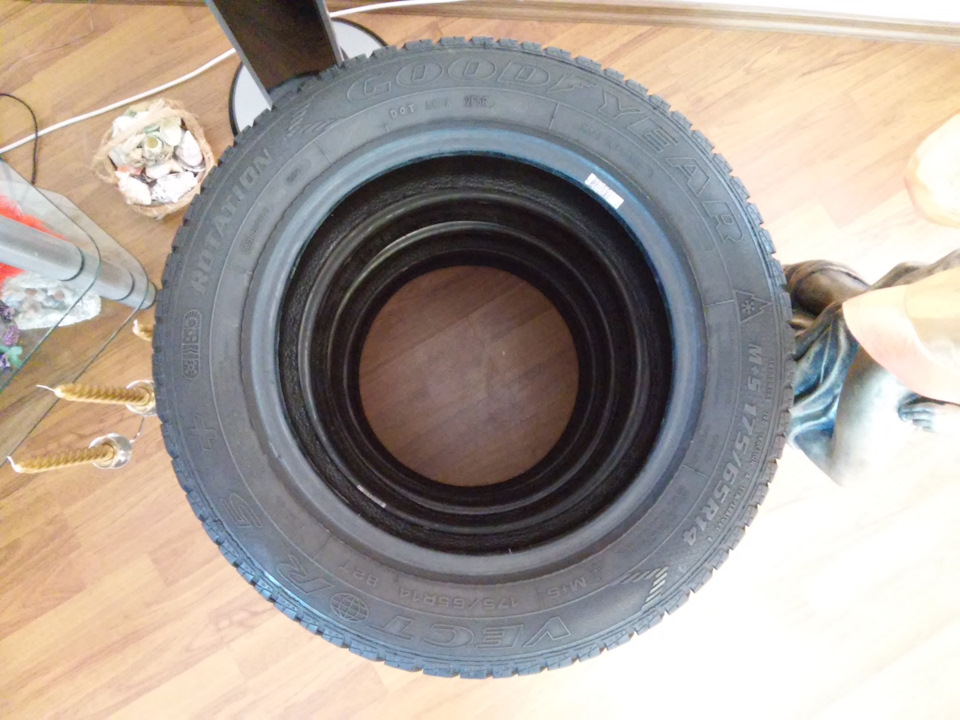 Різаючи Goodyear Vector 5+ (до зими готовий)… 5