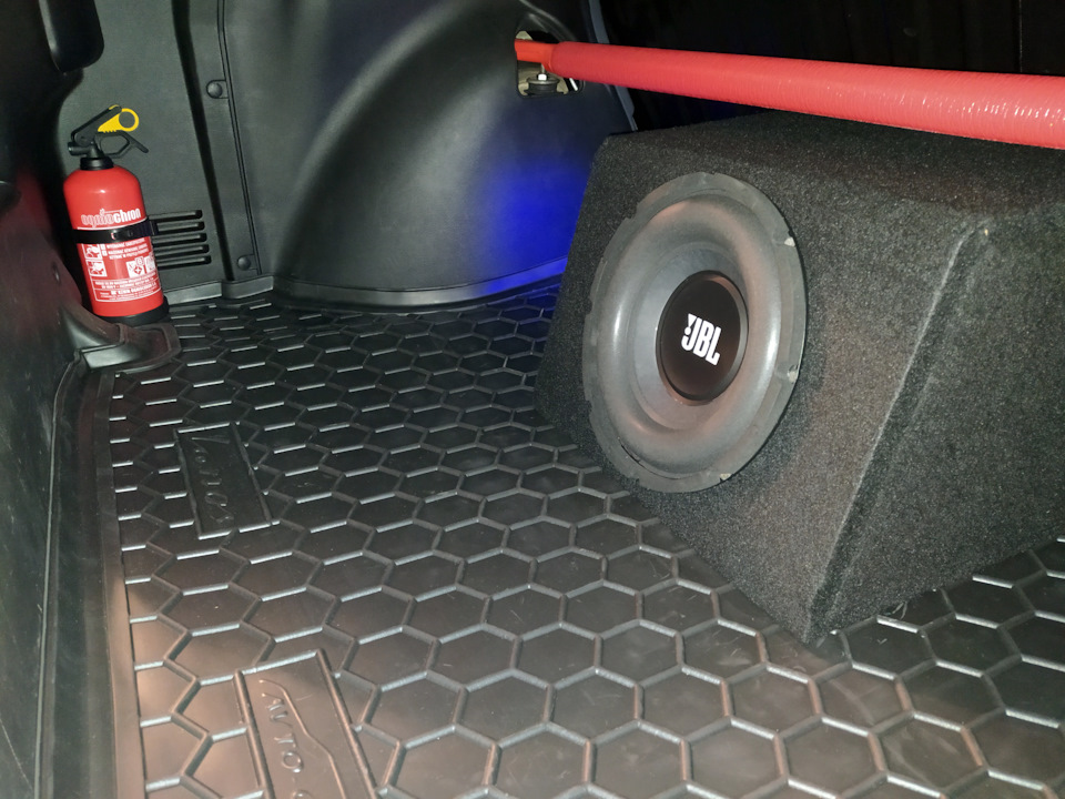 SuBwOoFeR мне в багажник. 2