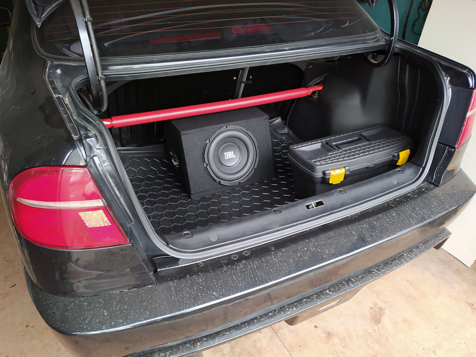 SuBwOoFeR мне в багажник. 4