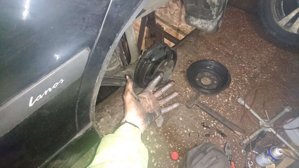 Заміна гальмівних циліндрів 2