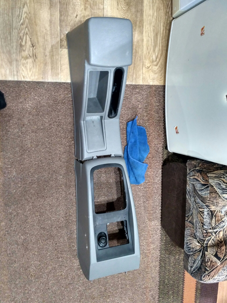 Центральна консоль від Daewoo Nubira 2 1