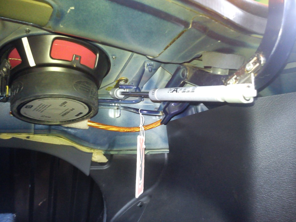 Газовий ліфт у багажник на 160N 3