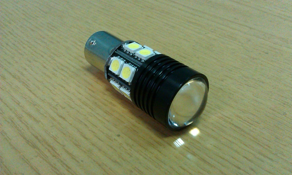 Світлодіоди в задній хід: Cree 10W 1