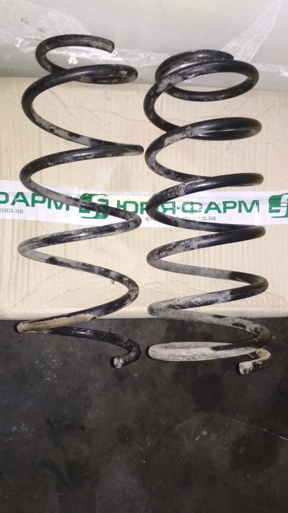 Що буде з чашкою амортизатора після севі? 5 віт пружини 1
