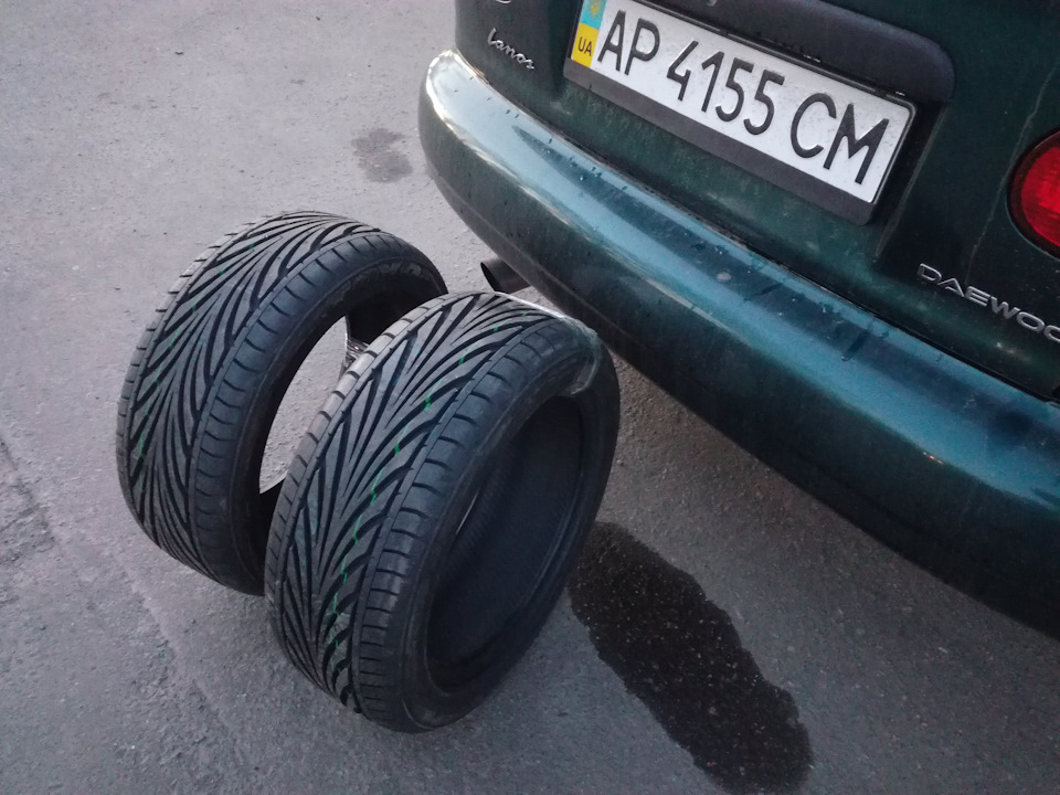 Шини Toyo Proxes T1-R. 1