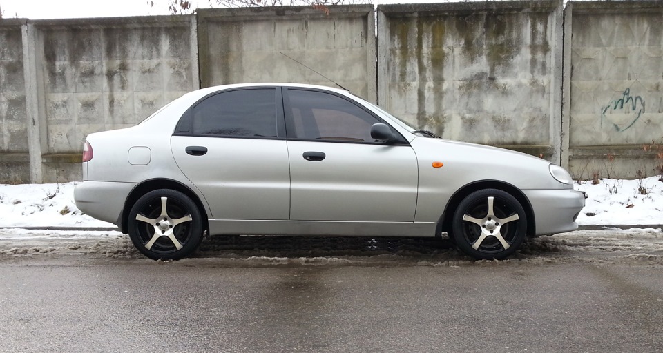 Хто що думає -R16. 3