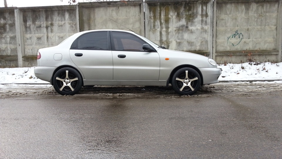 Хто що думає -R16. 2