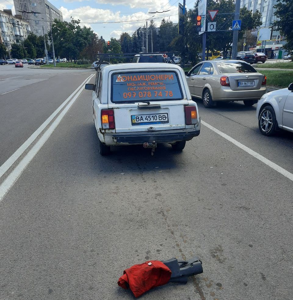 ЛАНОС тікає з місця ДТП! 1