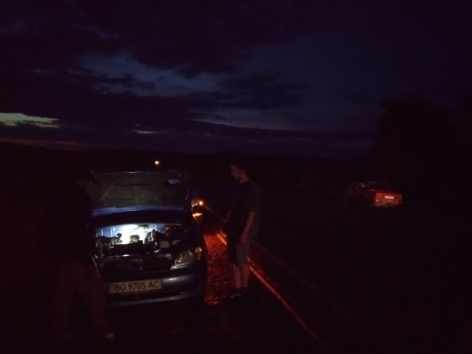Поломка в дорозі або тріс патрубок 3