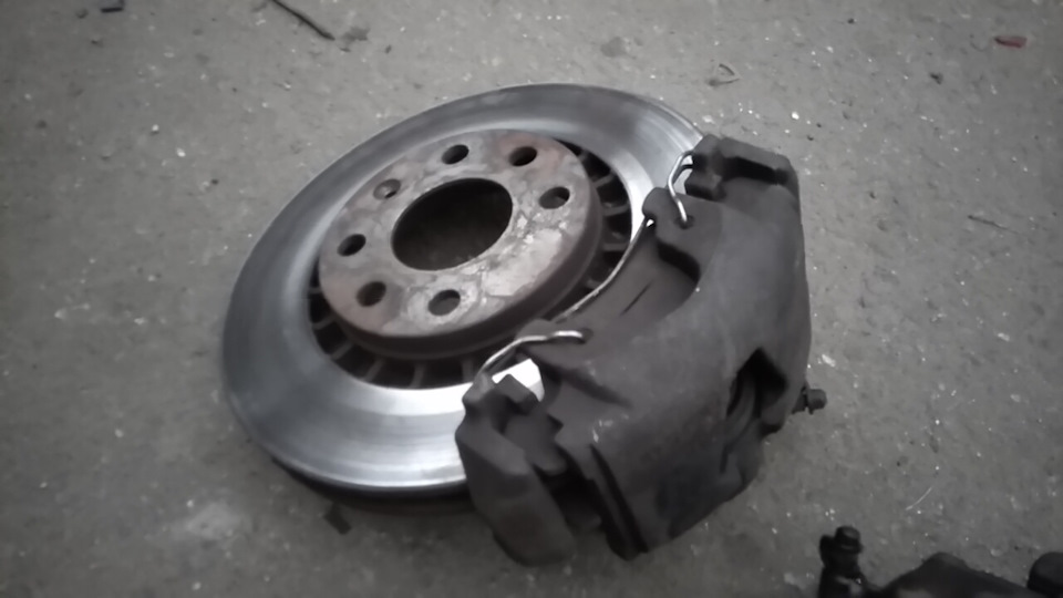 Нещадні гальма 280мм або НІ дискам R14 5