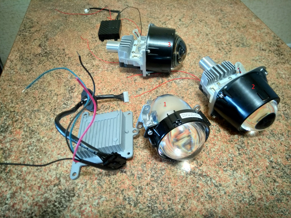 Огляд bi-led модулів 1