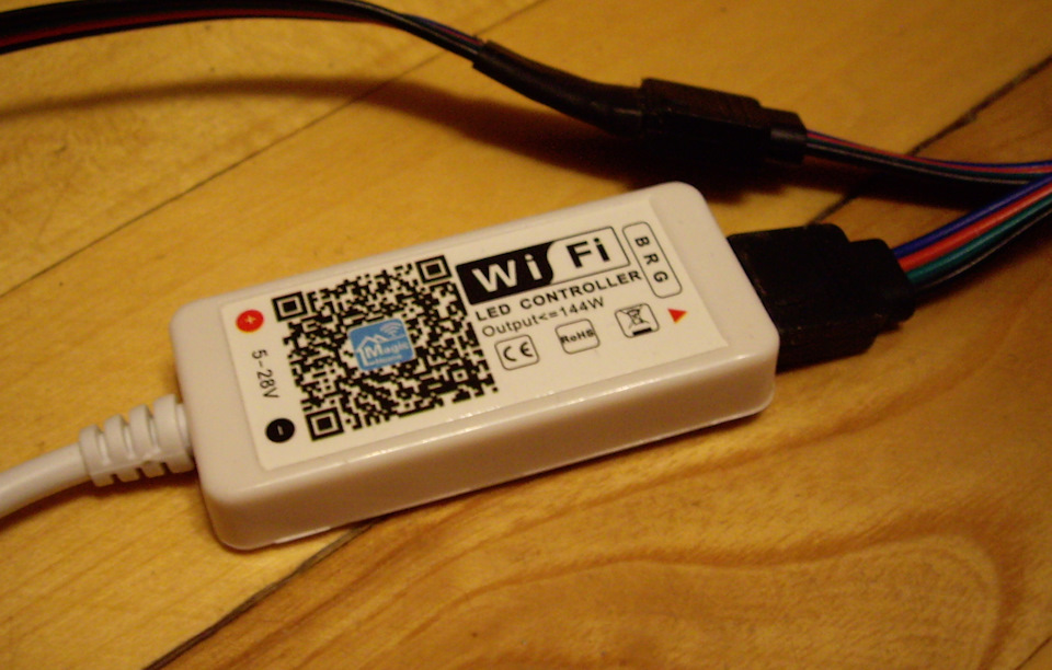 RGB підсвічування біксенонових лінз з керуванням по WI-FI 2