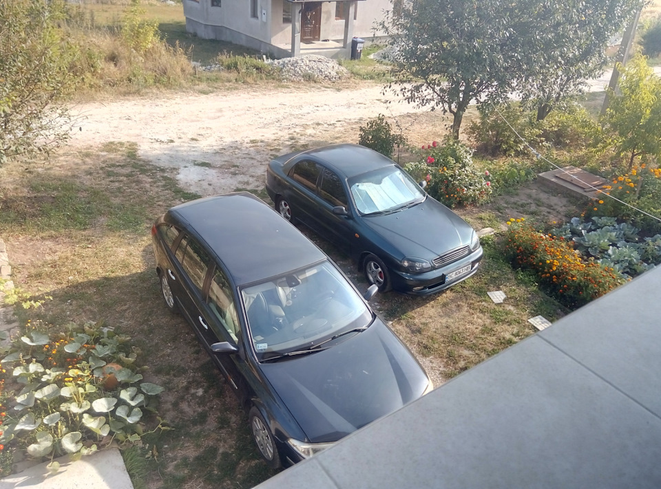 Кінець історії, Daewoo Lanos full SX 1.6 16v т150 проданий, далі - Renault Laguna Privilege 1.9dci 120Hp 2