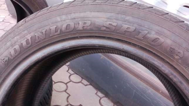 Є пара DUNLOP SP10 195*50 R15 1