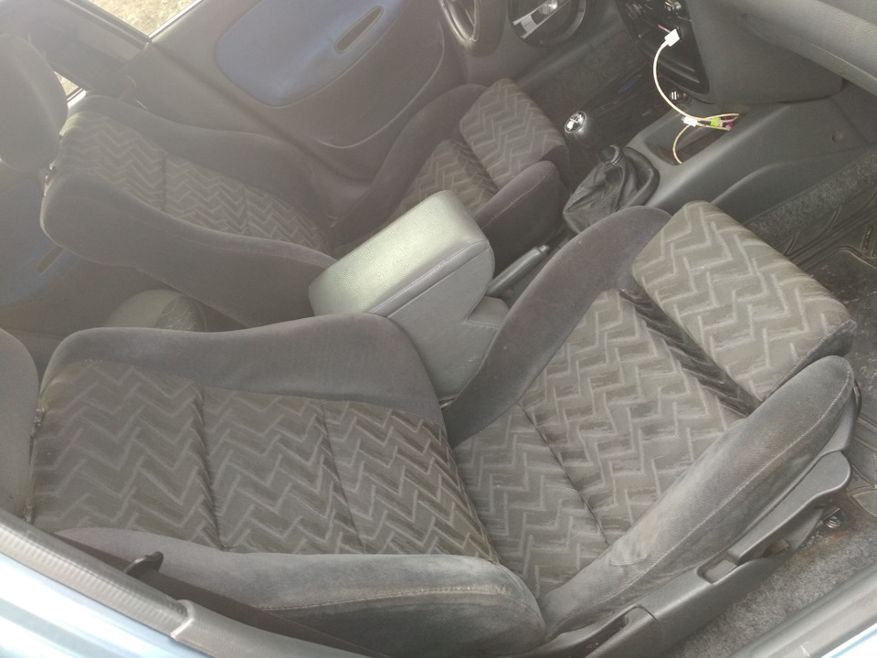 Сидіння Vectra B рекаро 3