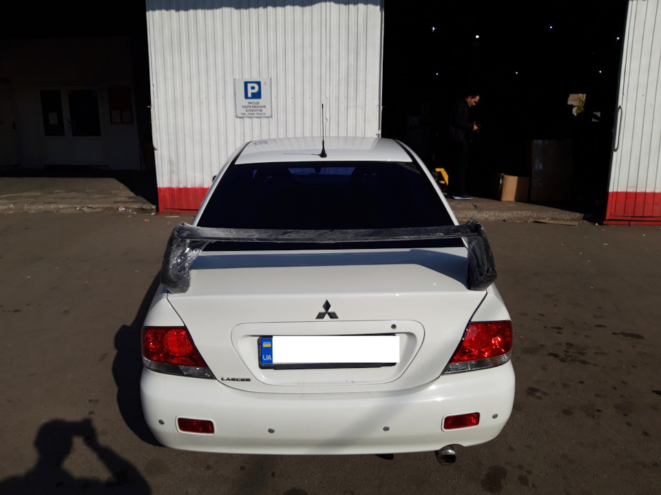 Спойлер Lancer Evo і перша розпірка у Lady in Red 2
