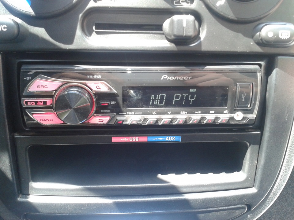 5) Нова магнітола Pioneer MVH 150UB 2