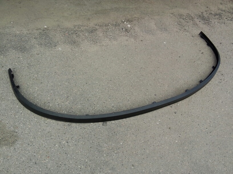 Губа з Peugeot 207 4