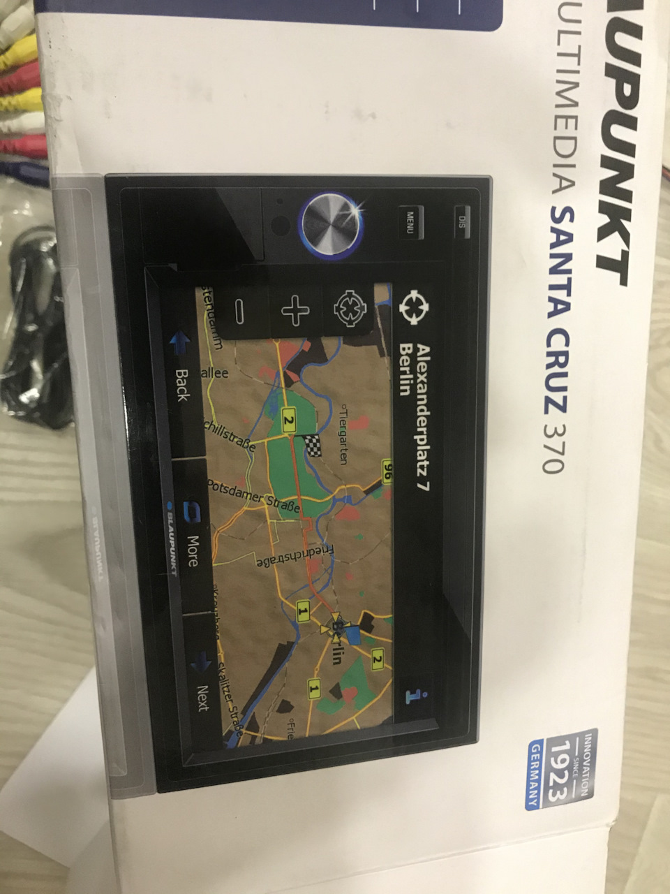 Автомагнитола Blaupunkt Santa Cruz 370 Пионер AVH-G120 DVD 2