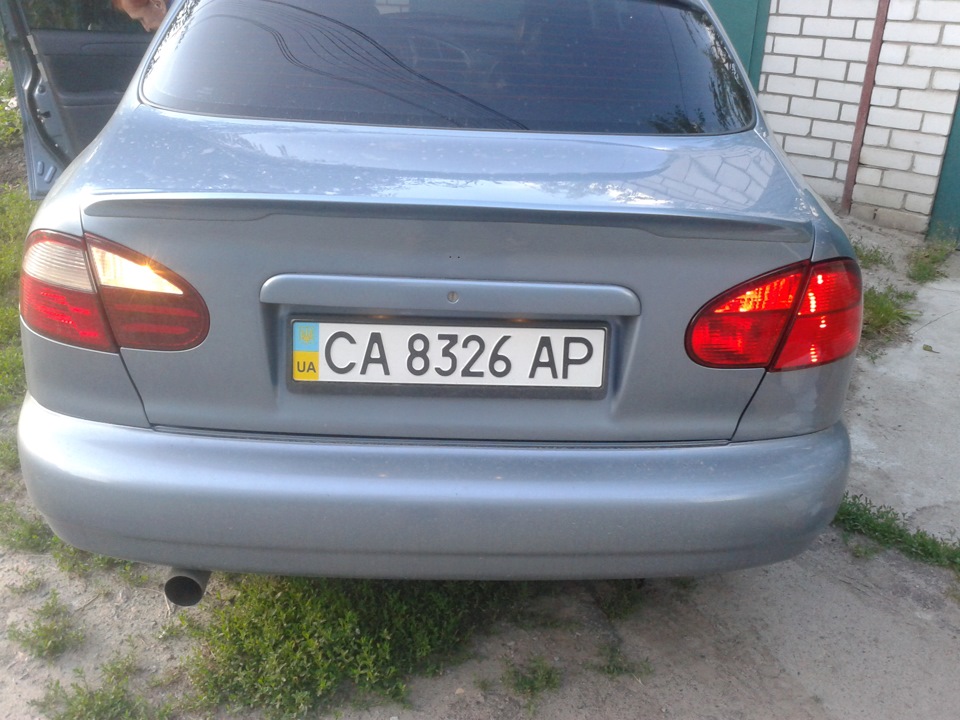 Оновив задню оптику, тепер ми червоні :) 2