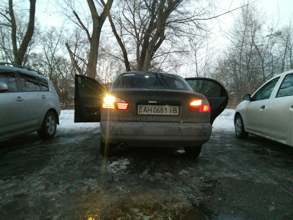 Встановив задній ліхтар у стилі BMW+динамічний поворот 2