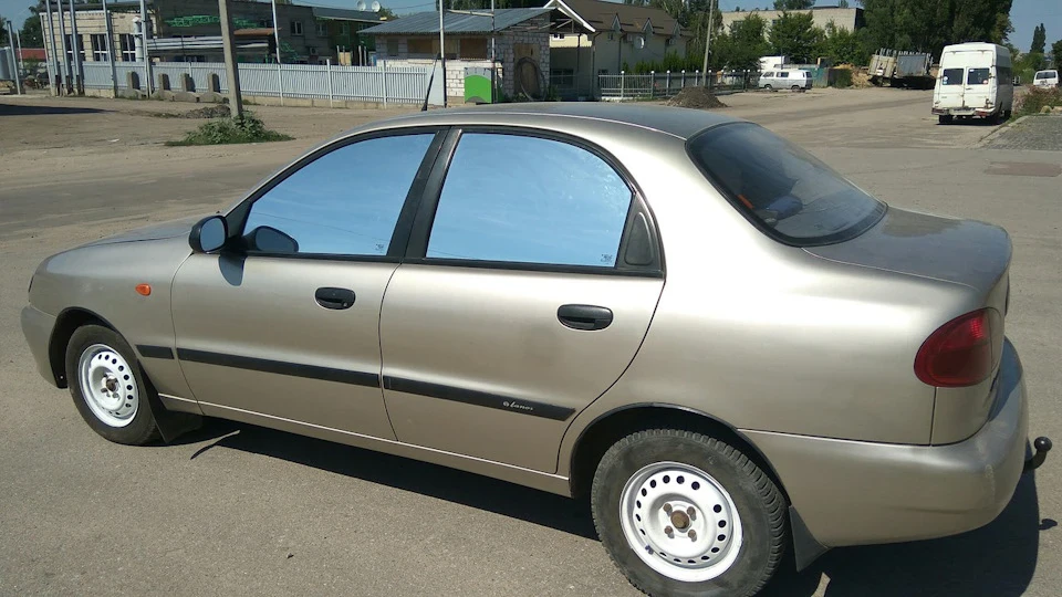 Перший досвід Тонування авто САМОМУ і відразу дзеркалкою)