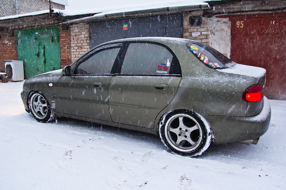 Зимова гума Good Year Ultra Grip 8 3