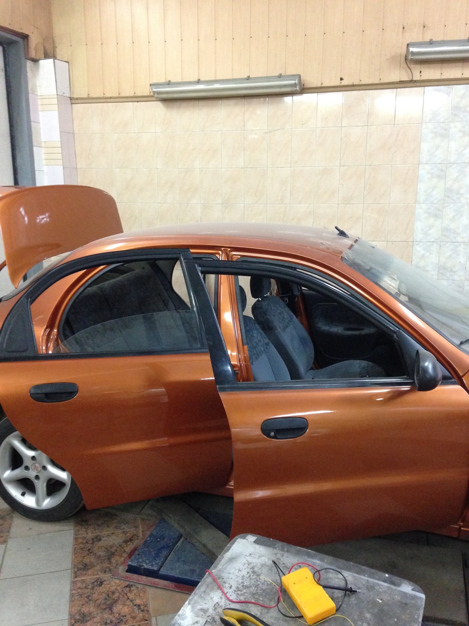 Трудові будні. Оптика від Peugeot 407 3