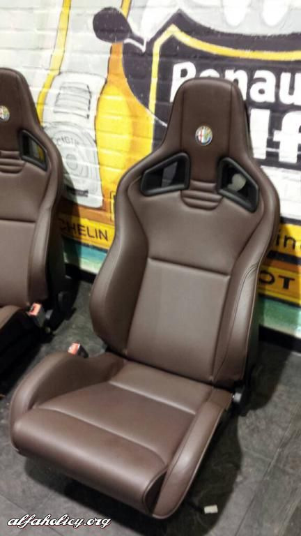 Кресла Alfa Romeo 156 TI 3