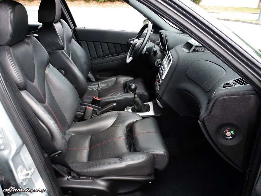 Кресла Alfa Romeo 156 TI 1