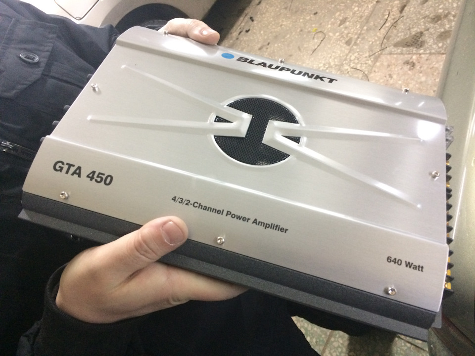 Підсилювач Blaupunkt GTA-450! 5