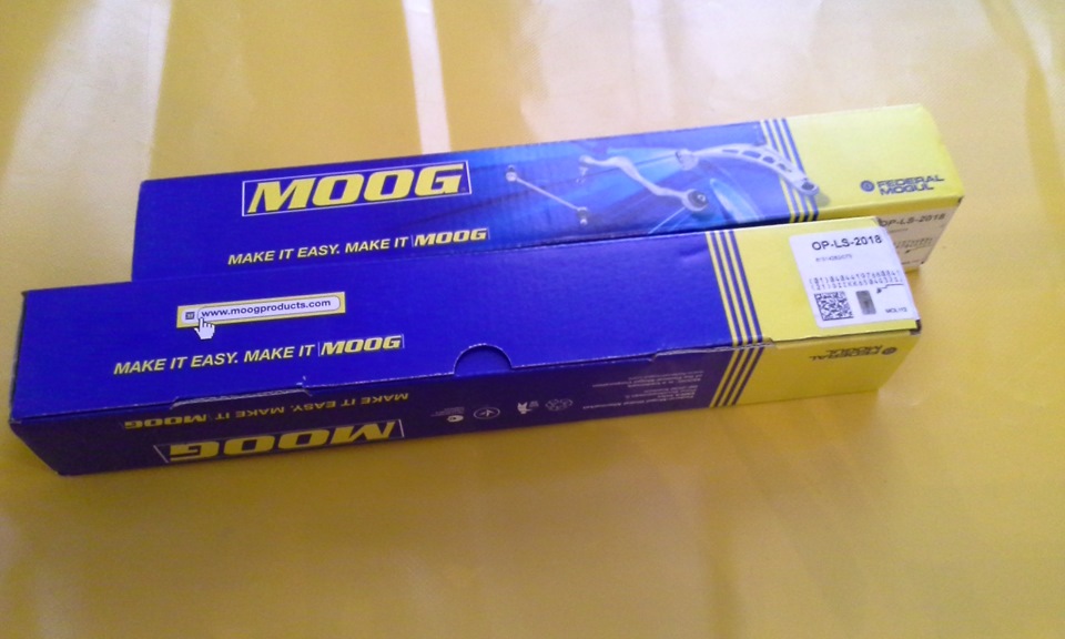 Стійки стабілізатора MOOG 1