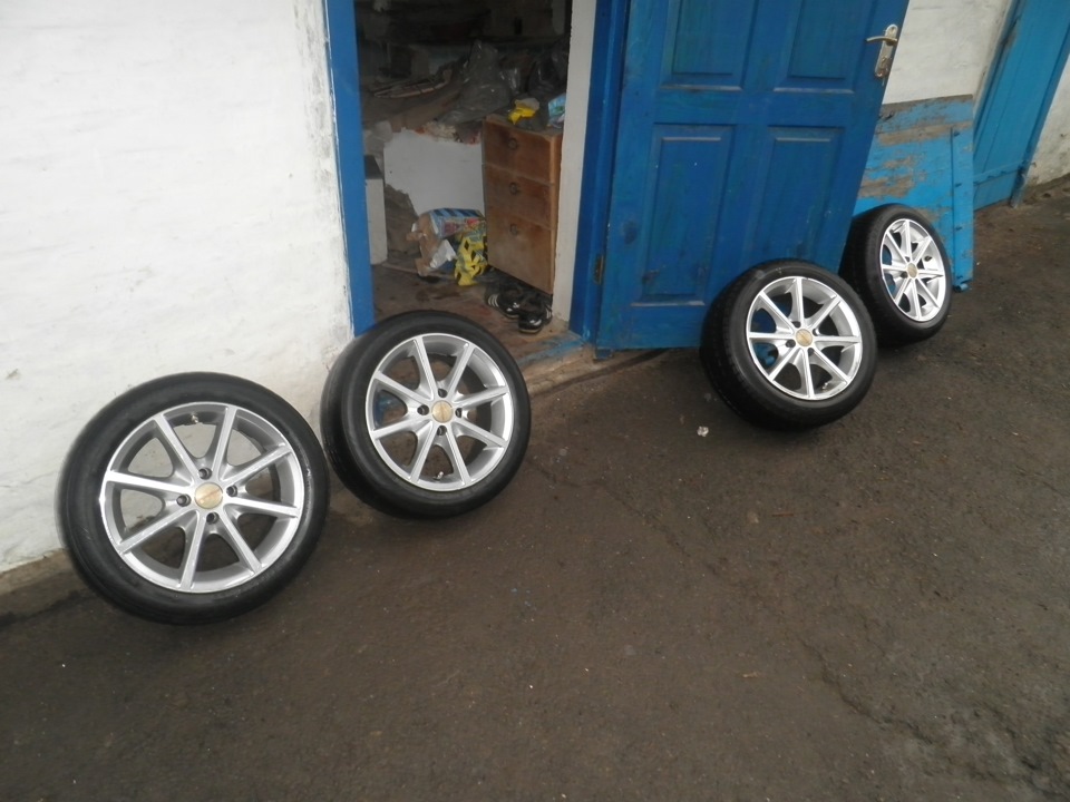 Скоро весна!185/55/R15 4