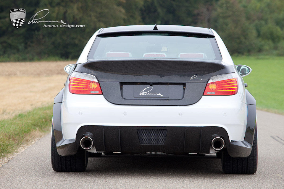 Lumma body kit для BMW E60 або як я знайшов свій новий задній бампер у буржуазних каталогах))) 1