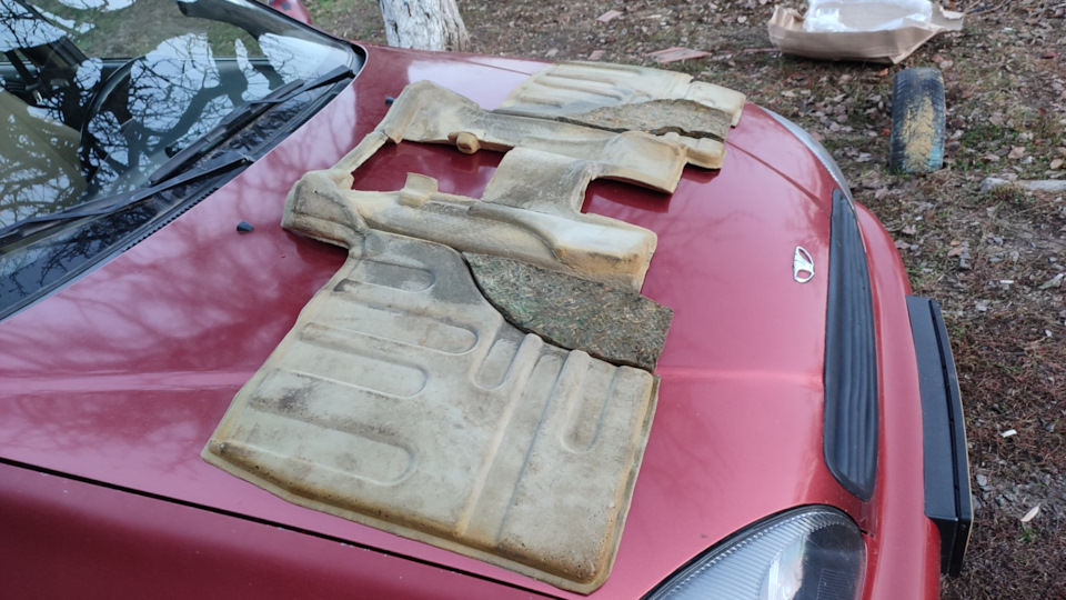 SIDRSANYA. Заводська шумка під обдув ніг задніх пасажирів або Лара Крофт нервово палить бамбук ... 3