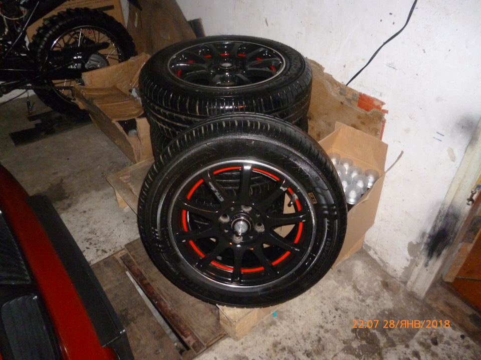 Прикупив 14 дисків ZORAT WHEELS 355 6X14 4X100 ET35 DIA67.1 з шинами Бел-256 Artmotion 2