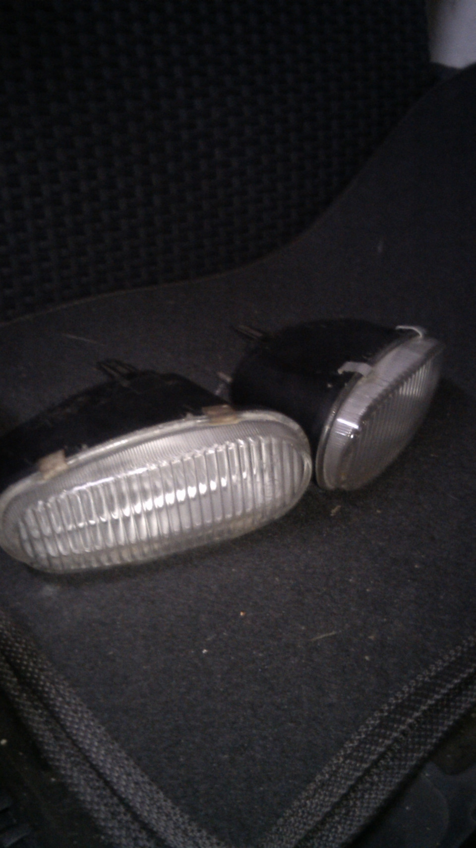 Ревізія+заміна ламп у протитуманках на Osram night breaker H3 12V 55W 1