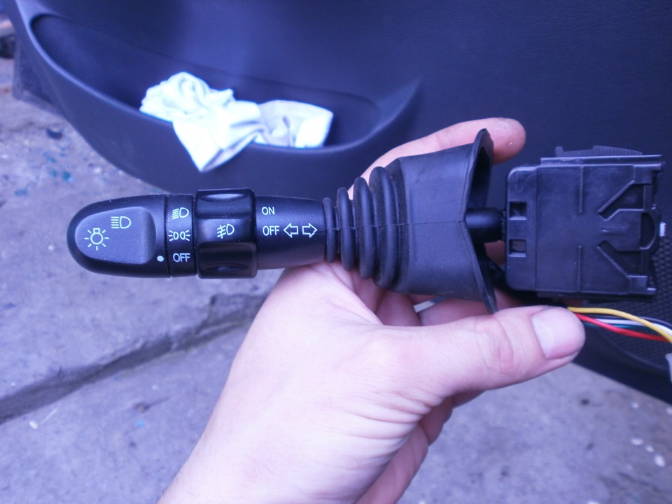 Подрулеві перемикачі Lacetti хетчбек. 4
